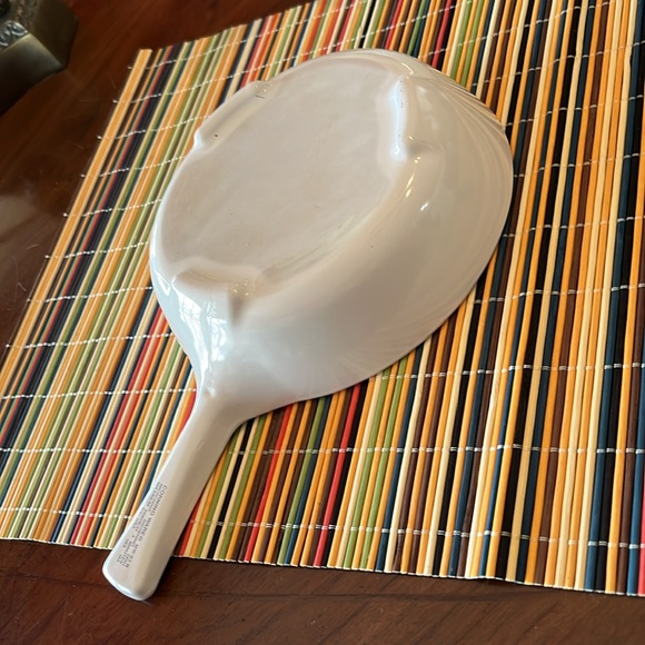 VTG CorningWare France All-White Pan, 6.75” Dish, MW 83B MIcro/Browning Dish - Picture 6 of 7